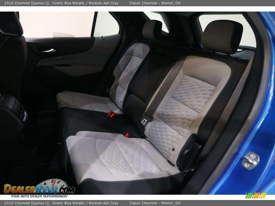 2019 Chevrolet Equinox LS Kinetic Blue Metallic / Medium Ash Gray Photo #16