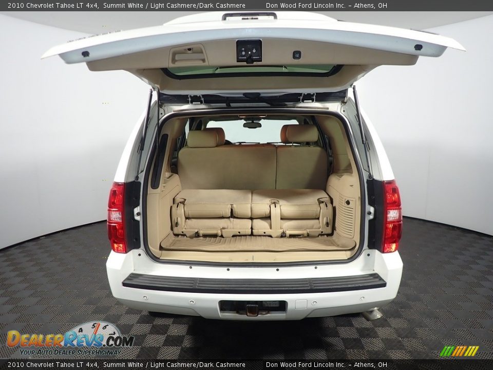 2010 Chevrolet Tahoe LT 4x4 Summit White / Light Cashmere/Dark Cashmere Photo #15