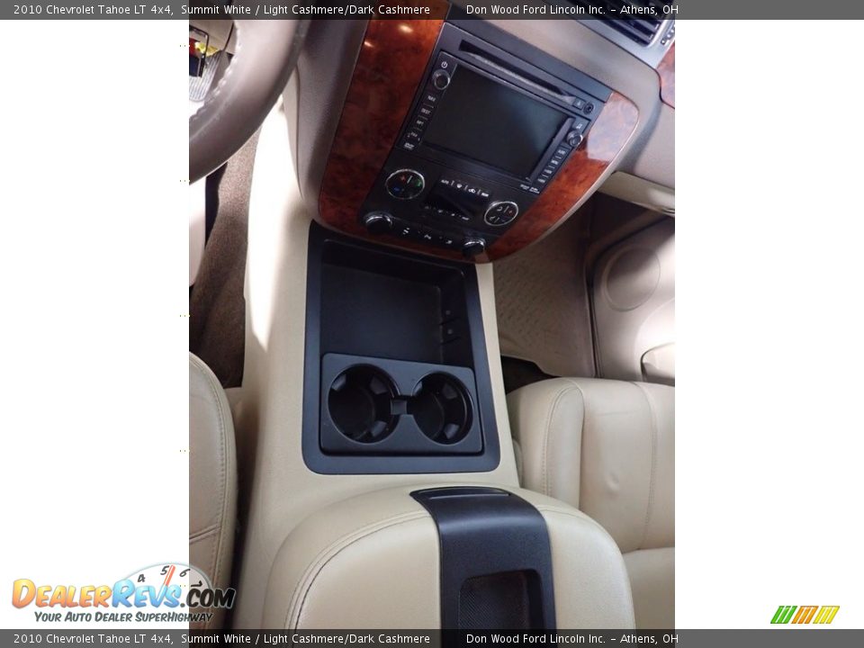 2010 Chevrolet Tahoe LT 4x4 Summit White / Light Cashmere/Dark Cashmere Photo #32