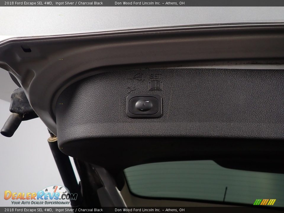 2018 Ford Escape SEL 4WD Ingot Silver / Charcoal Black Photo #17