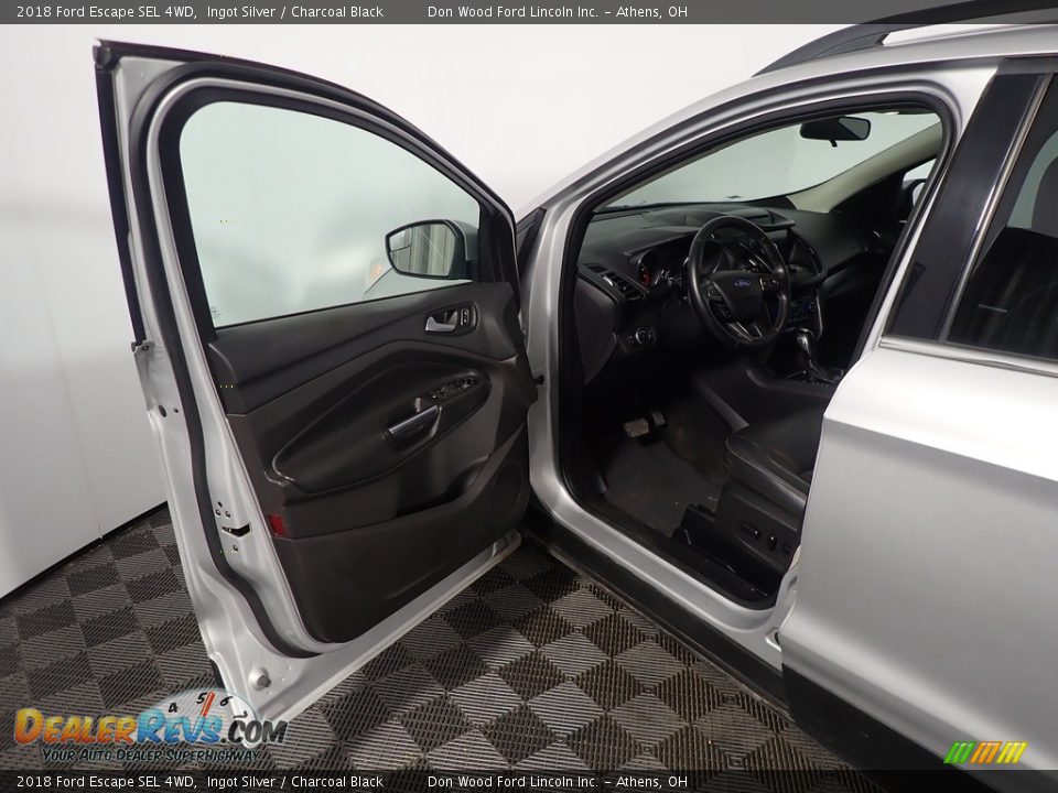 2018 Ford Escape SEL 4WD Ingot Silver / Charcoal Black Photo #24