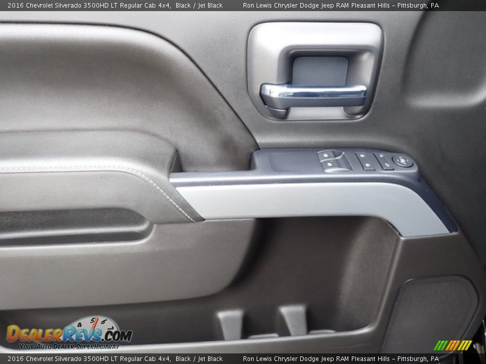 Door Panel of 2016 Chevrolet Silverado 3500HD LT Regular Cab 4x4 Photo #13