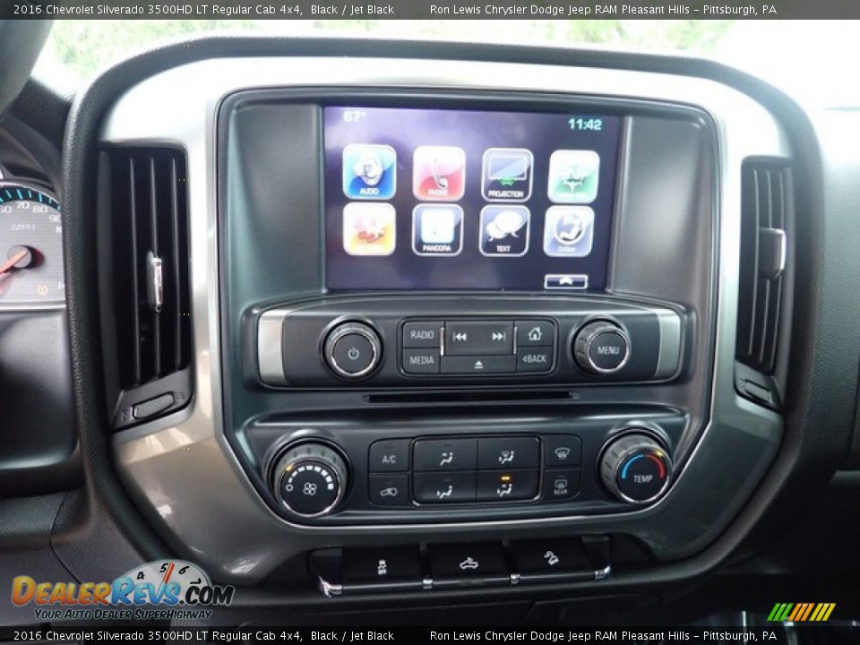 Controls of 2016 Chevrolet Silverado 3500HD LT Regular Cab 4x4 Photo #15