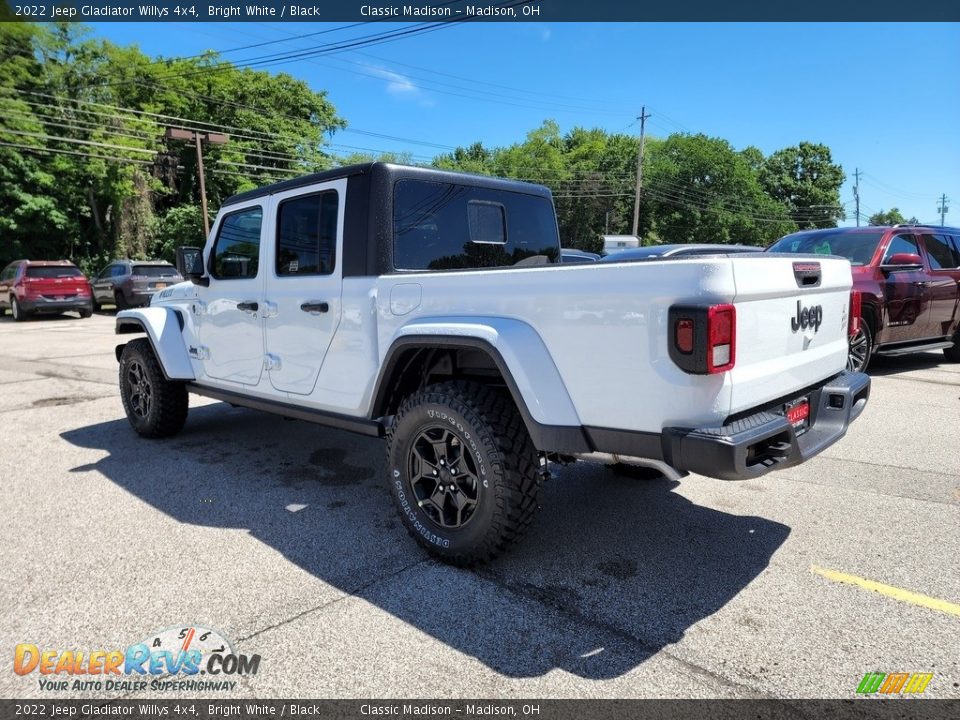 2022 Jeep Gladiator Willys 4x4 Bright White / Black Photo #9