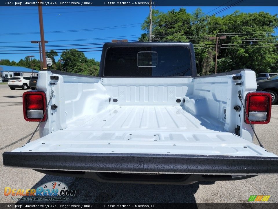 2022 Jeep Gladiator Willys 4x4 Bright White / Black Photo #11