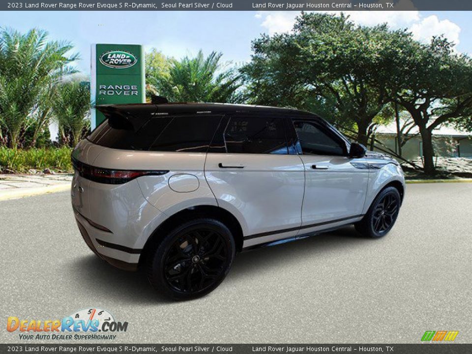 2023 Land Rover Range Rover Evoque S R-Dynamic Seoul Pearl Silver / Cloud Photo #2