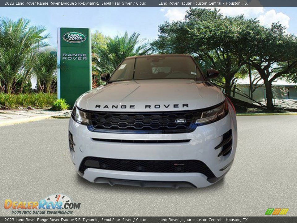 2023 Land Rover Range Rover Evoque S R-Dynamic Seoul Pearl Silver / Cloud Photo #8