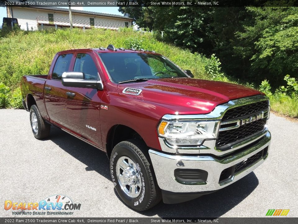 Front 3/4 View of 2022 Ram 2500 Tradesman Crew Cab 4x4 Photo #4