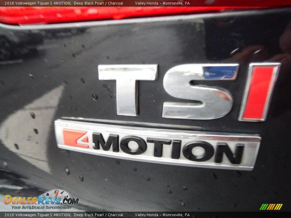 2016 Volkswagen Tiguan S 4MOTION Logo Photo #6