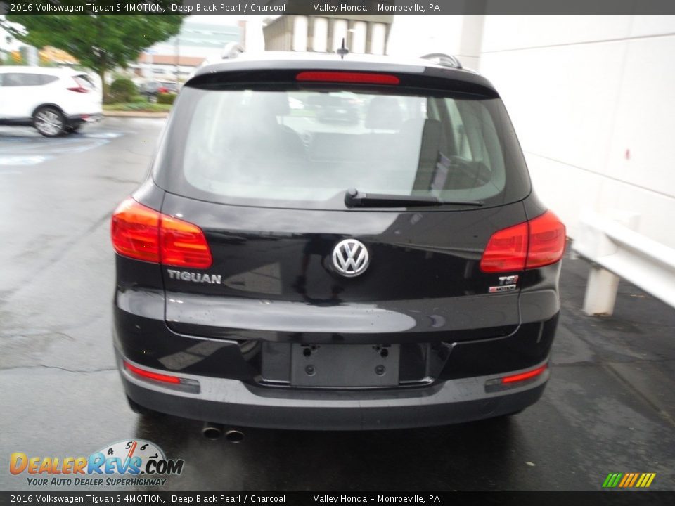 2016 Volkswagen Tiguan S 4MOTION Deep Black Pearl / Charcoal Photo #7