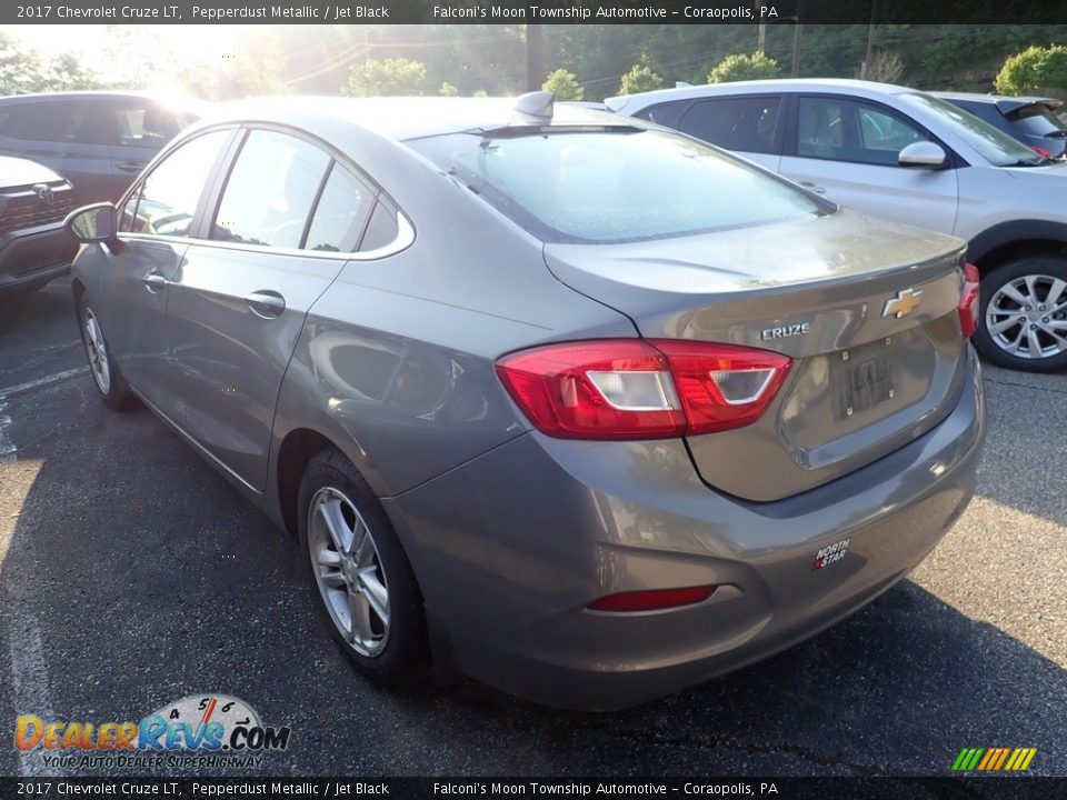 2017 Chevrolet Cruze LT Pepperdust Metallic / Jet Black Photo #2