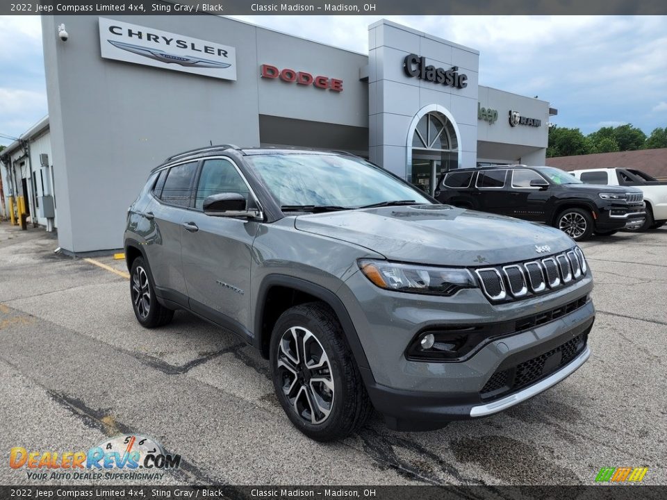 2022 Jeep Compass Limited 4x4 Sting Gray / Black Photo #1