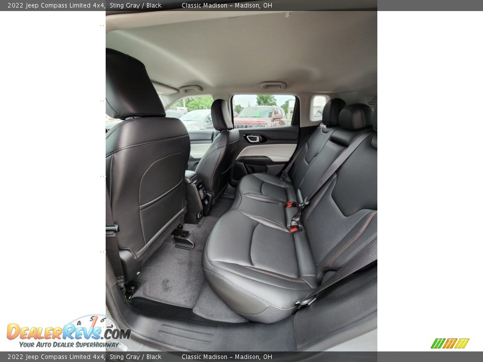 2022 Jeep Compass Limited 4x4 Sting Gray / Black Photo #3