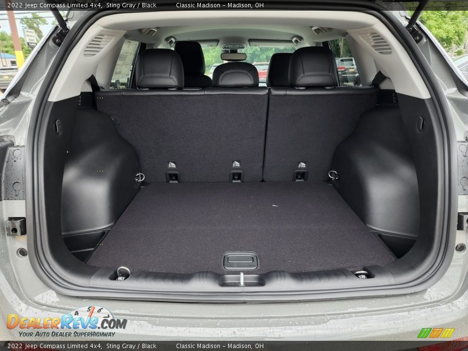 2022 Jeep Compass Limited 4x4 Sting Gray / Black Photo #11