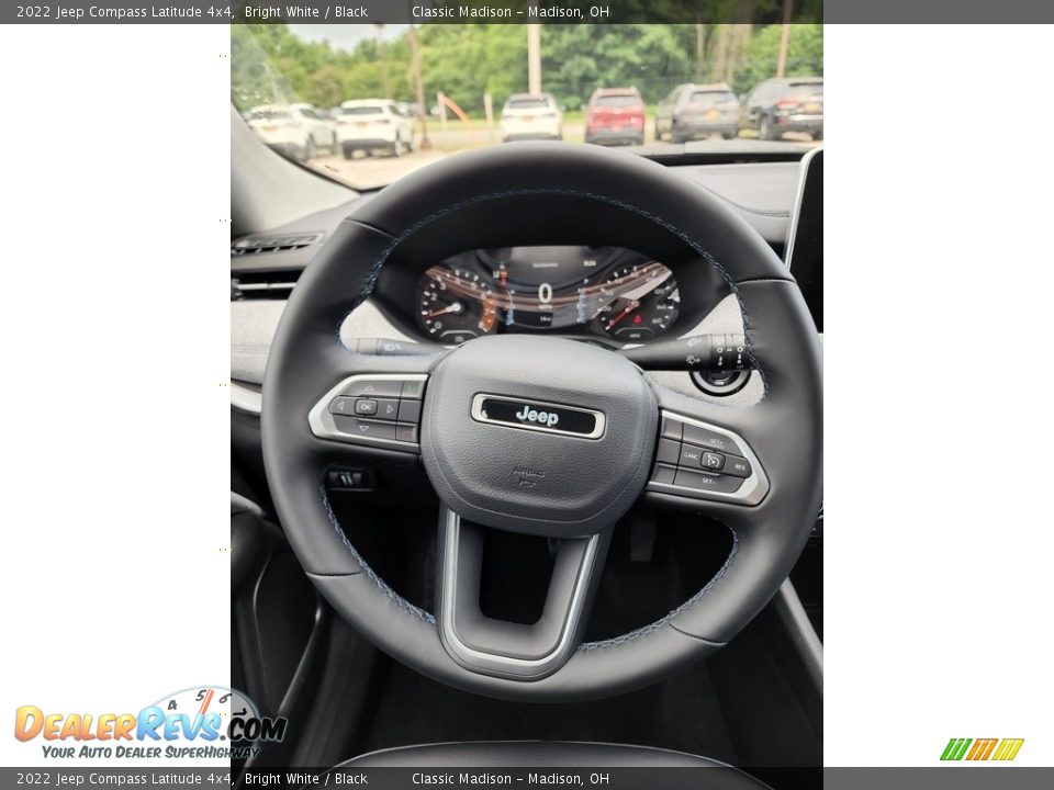 2022 Jeep Compass Latitude 4x4 Bright White / Black Photo #5