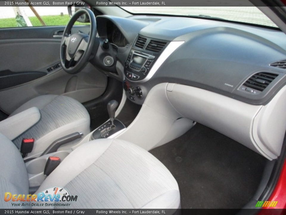 Dashboard of 2015 Hyundai Accent GLS Photo #10