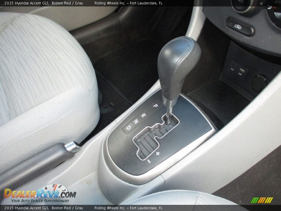 2015 Hyundai Accent GLS Shifter Photo #14