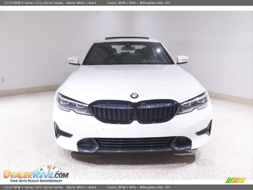 2019 BMW 3 Series 330i xDrive Sedan Alpine White / Black Photo #2