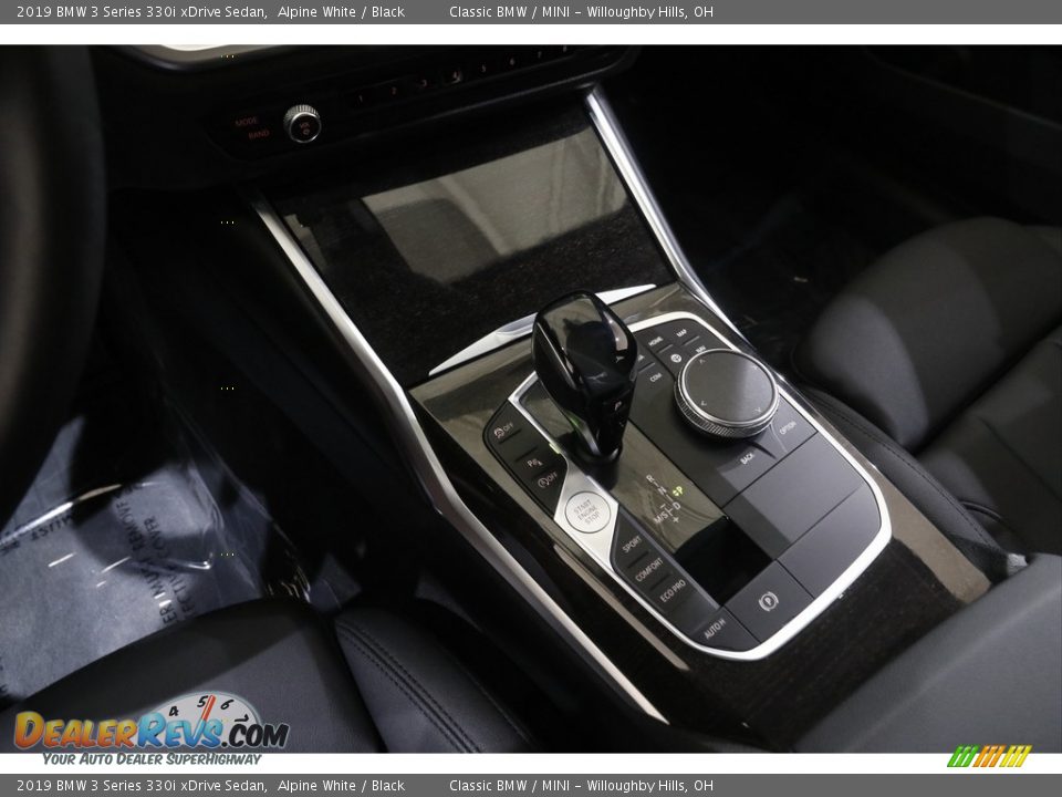 2019 BMW 3 Series 330i xDrive Sedan Shifter Photo #13