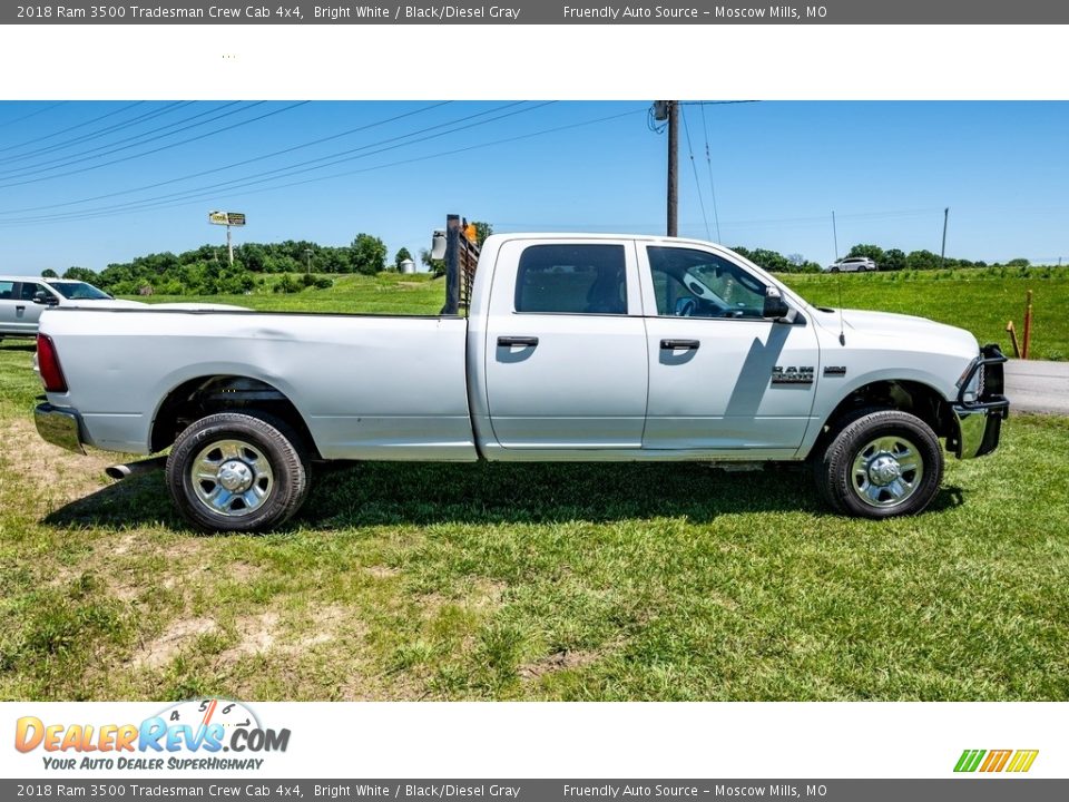 2018 Ram 3500 Tradesman Crew Cab 4x4 Bright White / Black/Diesel Gray Photo #3