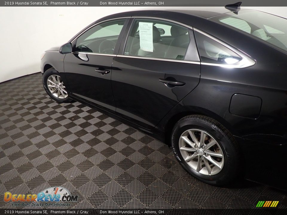 2019 Hyundai Sonata SE Phantom Black / Gray Photo #18