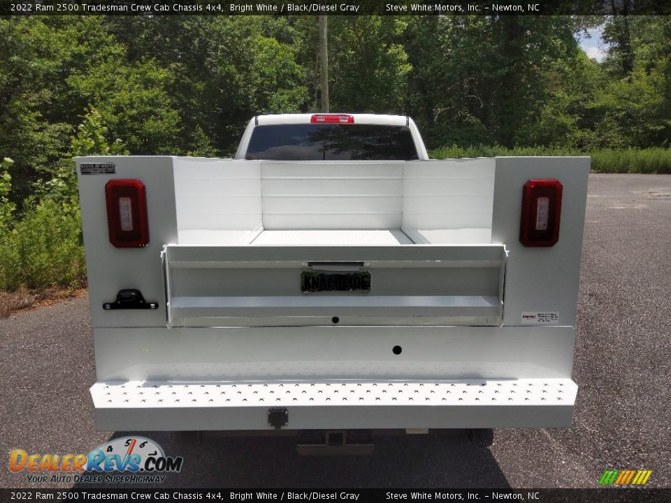 2022 Ram 2500 Tradesman Crew Cab Chassis 4x4 Bright White / Black/Diesel Gray Photo #8