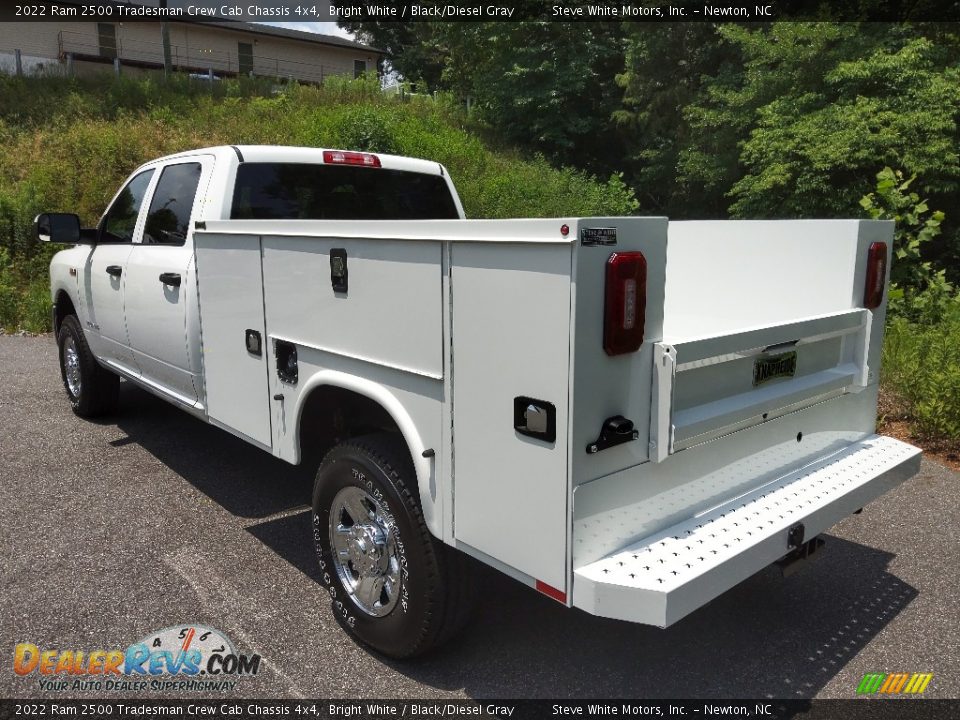 2022 Ram 2500 Tradesman Crew Cab Chassis 4x4 Bright White / Black/Diesel Gray Photo #10