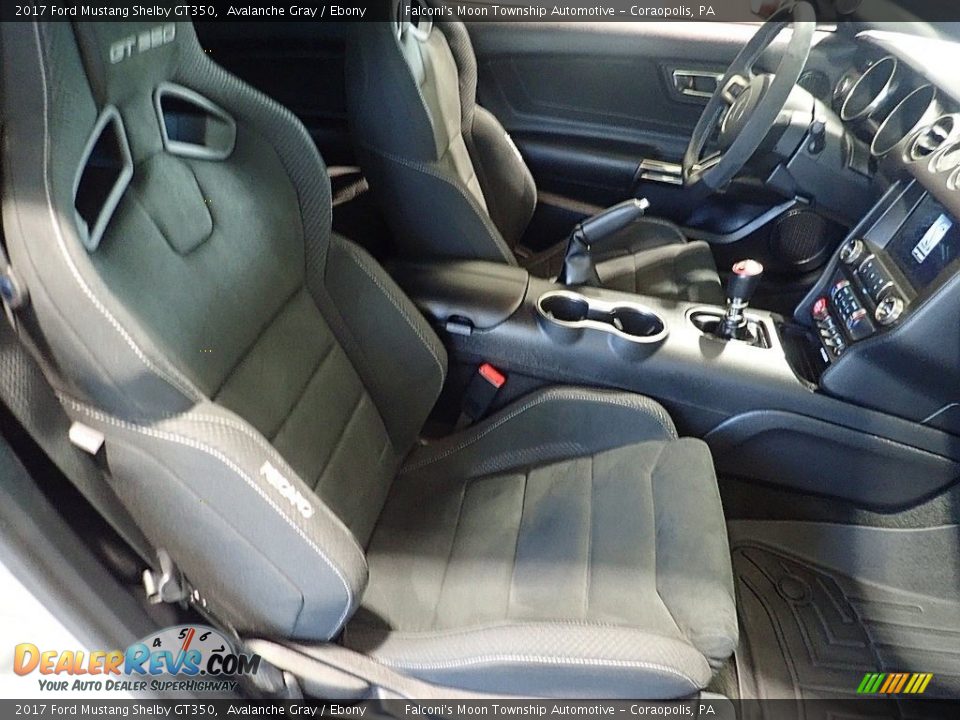 Front Seat of 2017 Ford Mustang Shelby GT350 Photo #10