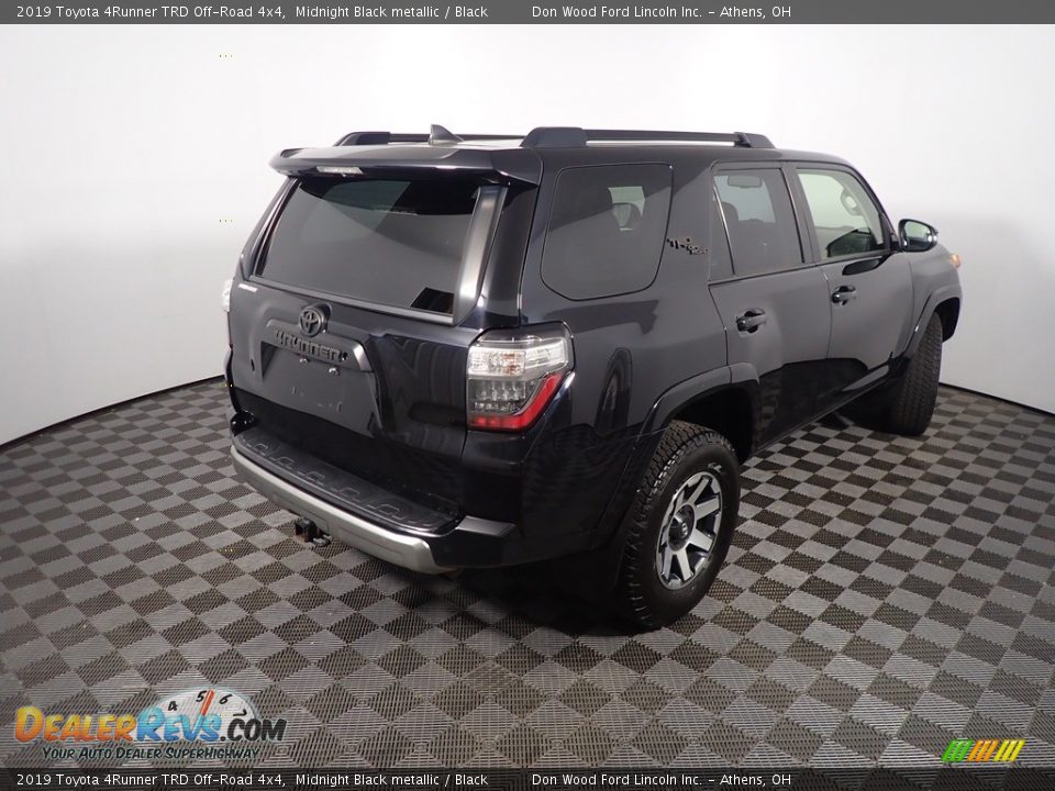 2019 Toyota 4Runner TRD Off-Road 4x4 Midnight Black metallic / Black Photo #19