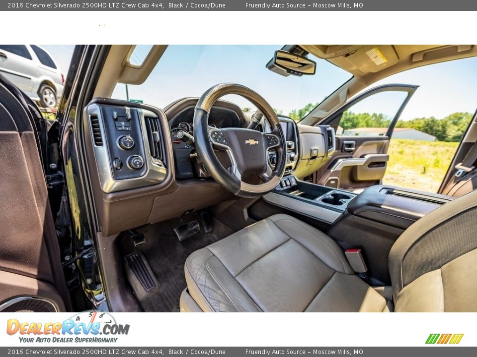 Cocoa/Dune Interior - 2016 Chevrolet Silverado 2500HD LTZ Crew Cab 4x4 Photo #19