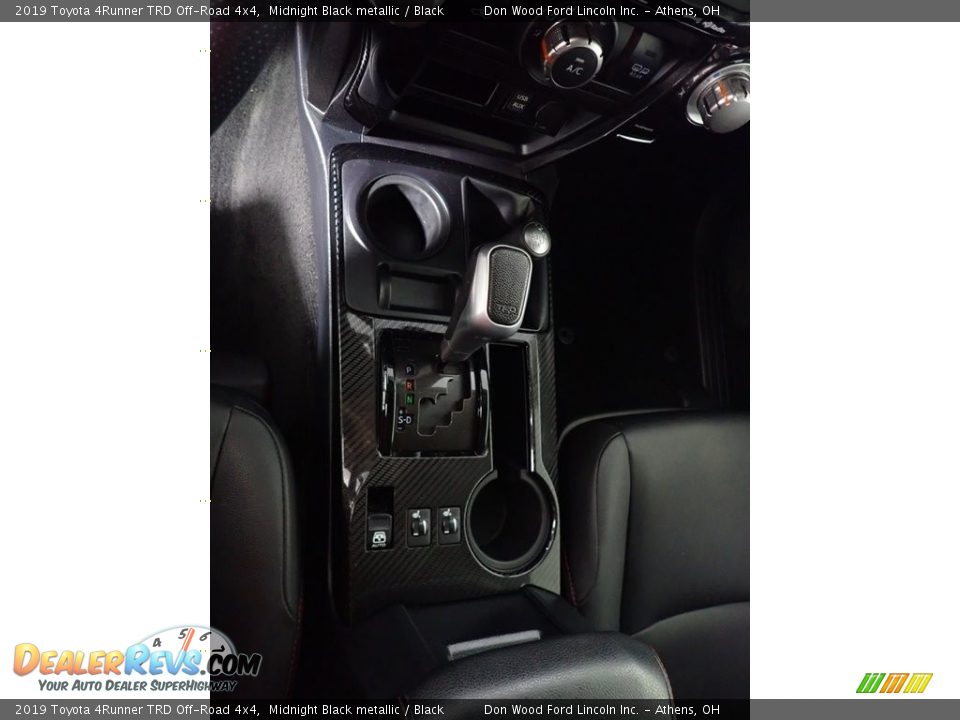 2019 Toyota 4Runner TRD Off-Road 4x4 Midnight Black metallic / Black Photo #34