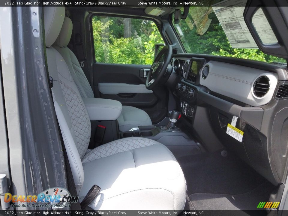 Front Seat of 2022 Jeep Gladiator High Altitude 4x4 Photo #16