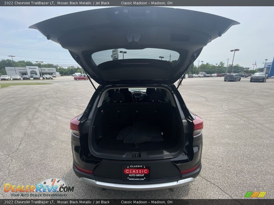 2022 Chevrolet TrailBlazer LT Mosaic Black Metallic / Jet Black Photo #17