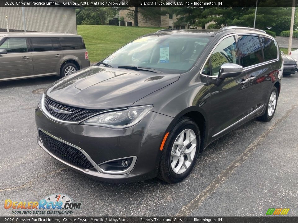 2020 Chrysler Pacifica Limited Granite Crystal Metallic / Alloy/Black Photo #2