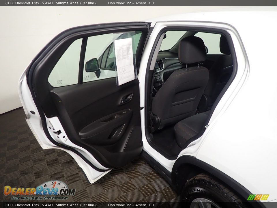 2017 Chevrolet Trax LS AWD Summit White / Jet Black Photo #32