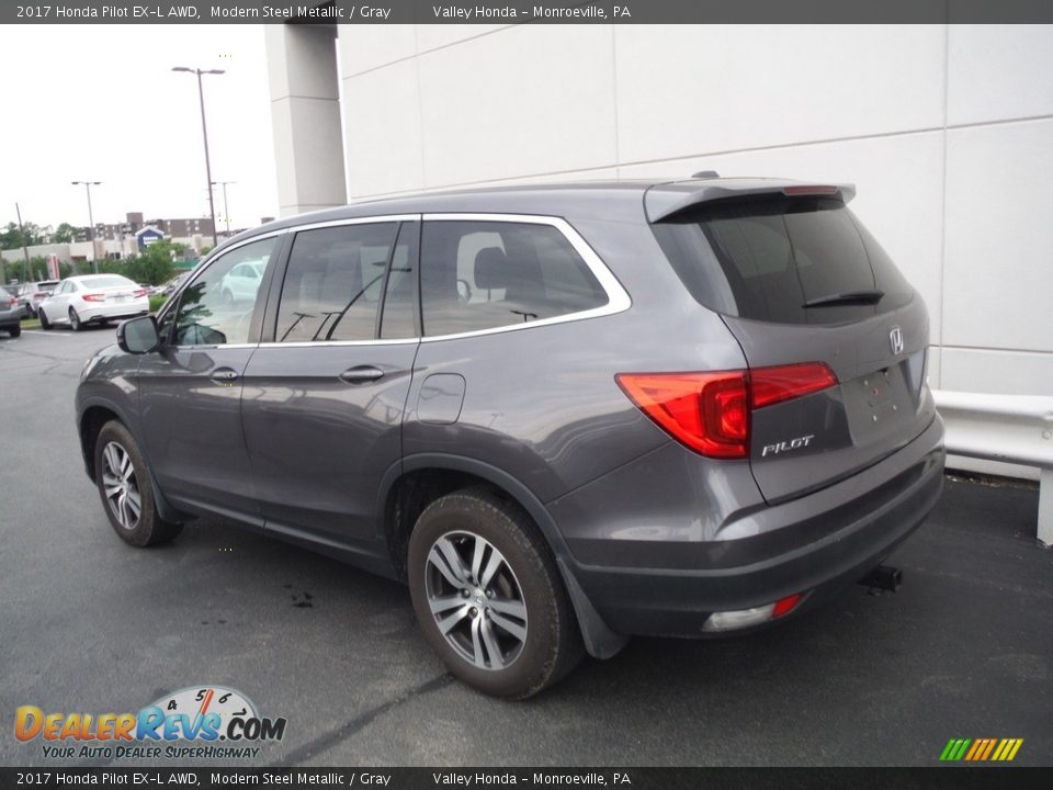 2017 Honda Pilot EX-L AWD Modern Steel Metallic / Gray Photo #10