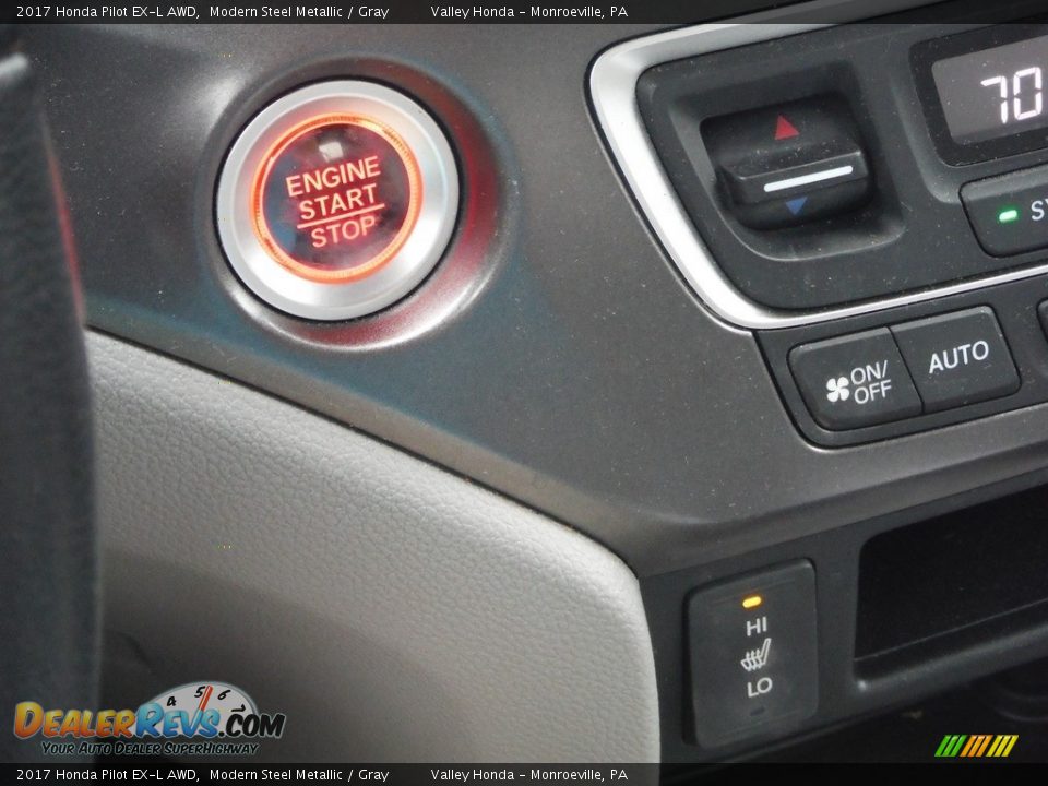 2017 Honda Pilot EX-L AWD Modern Steel Metallic / Gray Photo #18