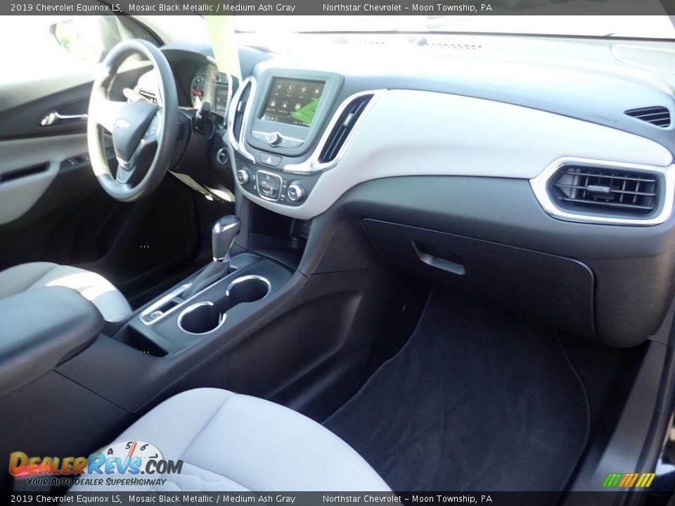 2019 Chevrolet Equinox LS Mosaic Black Metallic / Medium Ash Gray Photo #16