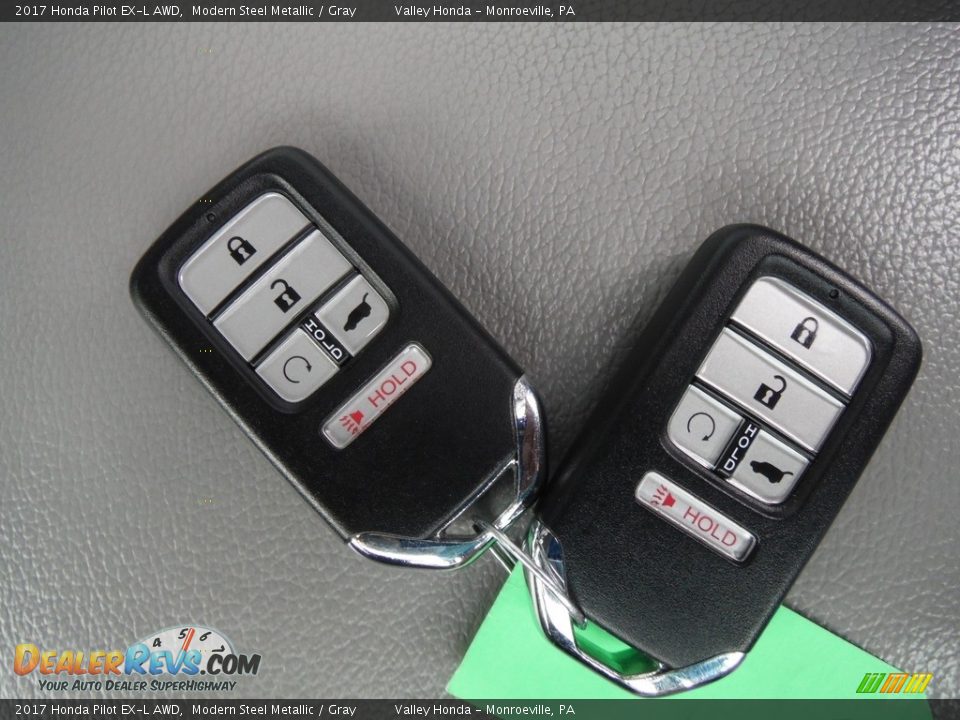 2017 Honda Pilot EX-L AWD Modern Steel Metallic / Gray Photo #23