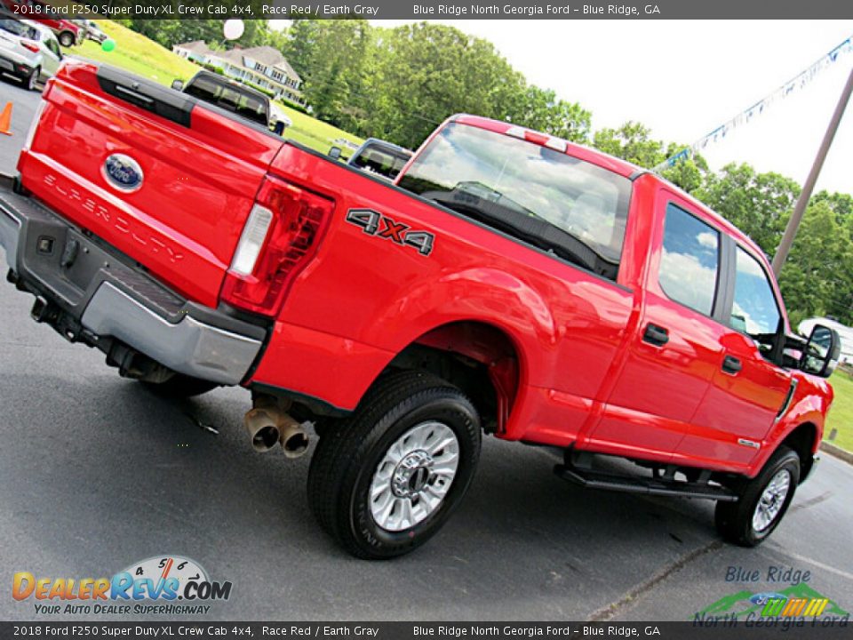 2018 Ford F250 Super Duty XL Crew Cab 4x4 Race Red / Earth Gray Photo #28