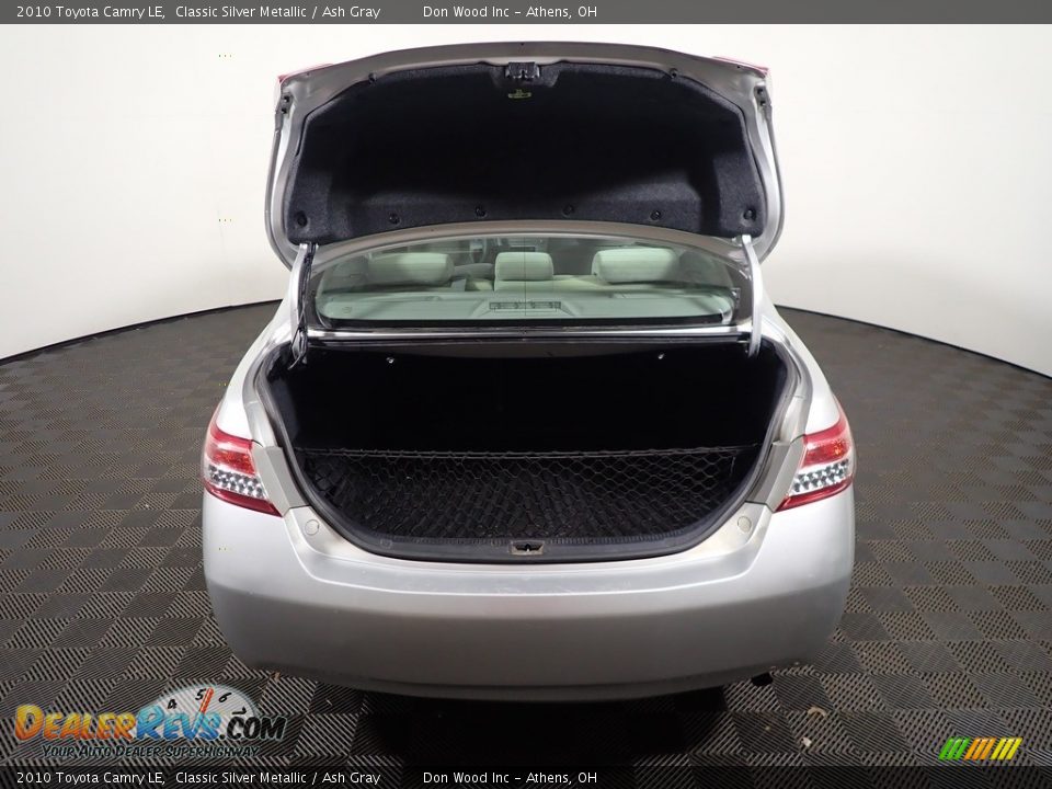 2010 Toyota Camry LE Classic Silver Metallic / Ash Gray Photo #12