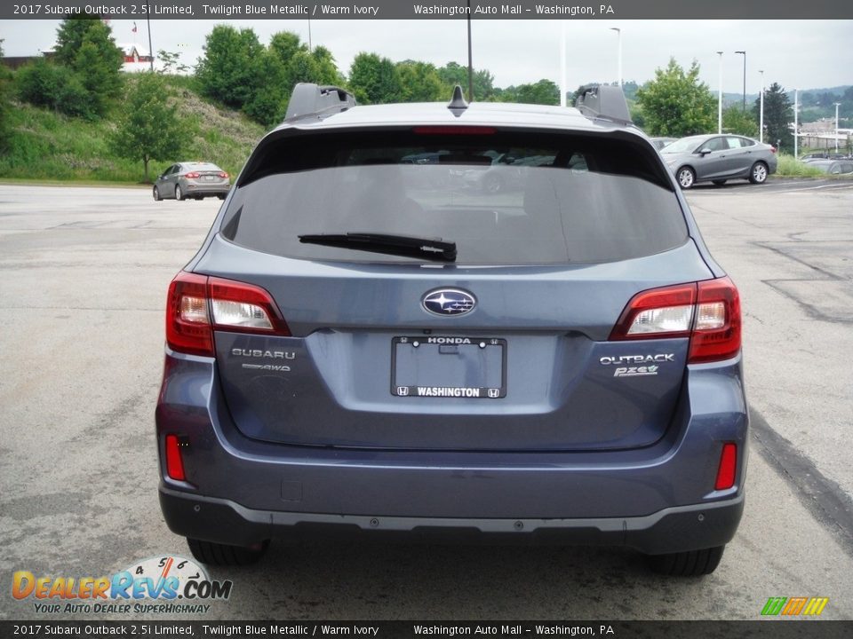 2017 Subaru Outback 2.5i Limited Twilight Blue Metallic / Warm Ivory Photo #9