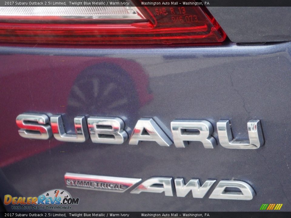 2017 Subaru Outback 2.5i Limited Twilight Blue Metallic / Warm Ivory Photo #11