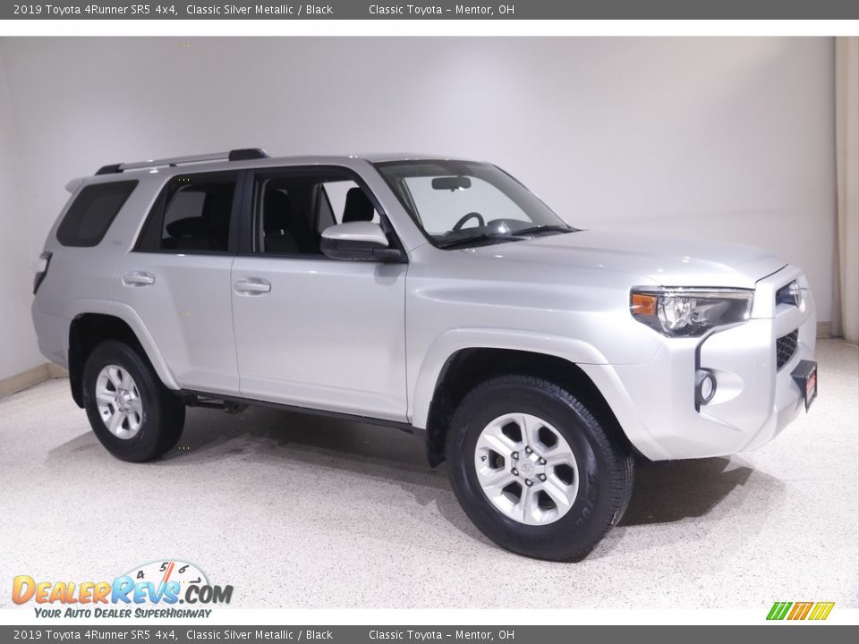 2019 Toyota 4Runner SR5 4x4 Classic Silver Metallic / Black Photo #1
