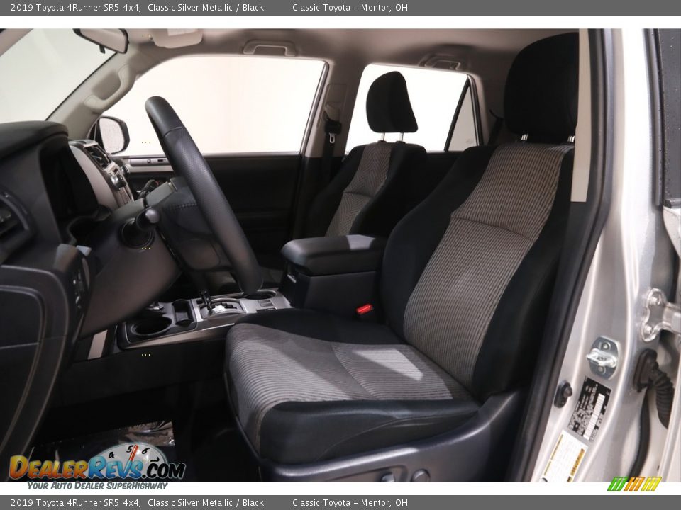 2019 Toyota 4Runner SR5 4x4 Classic Silver Metallic / Black Photo #5