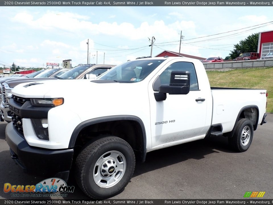 Front 3/4 View of 2020 Chevrolet Silverado 2500HD Work Truck Regular Cab 4x4 Photo #1