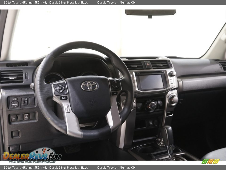 2019 Toyota 4Runner SR5 4x4 Classic Silver Metallic / Black Photo #6