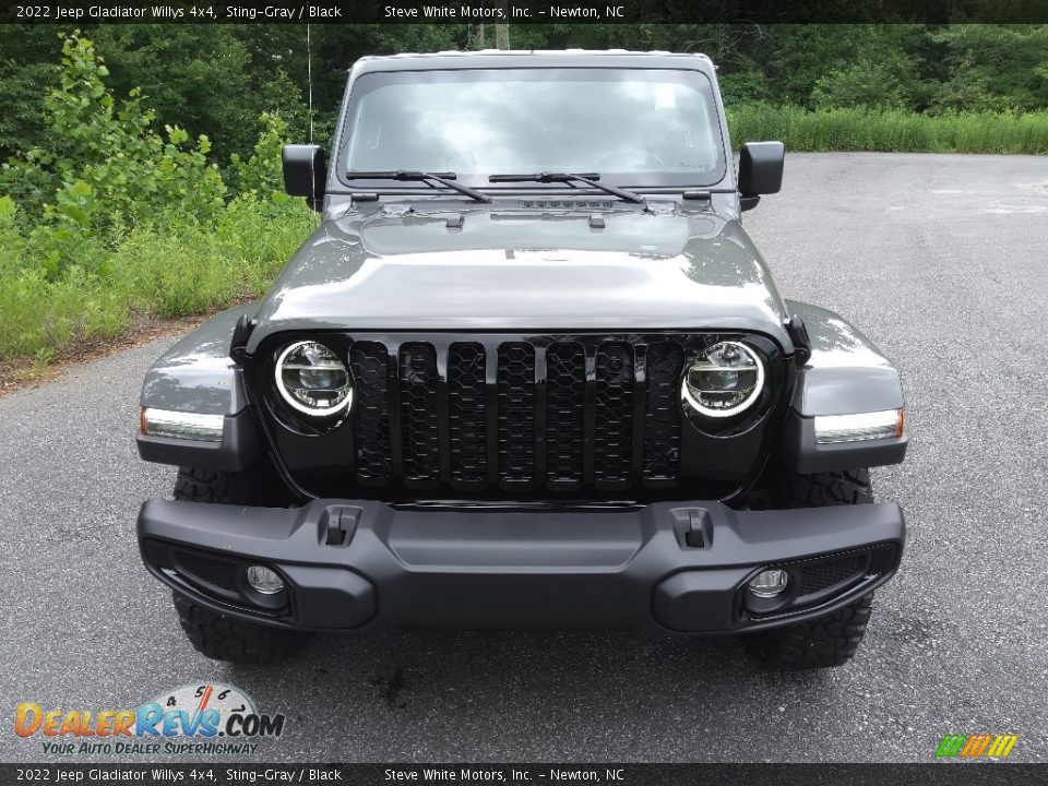 2022 Jeep Gladiator Willys 4x4 Sting-Gray / Black Photo #3