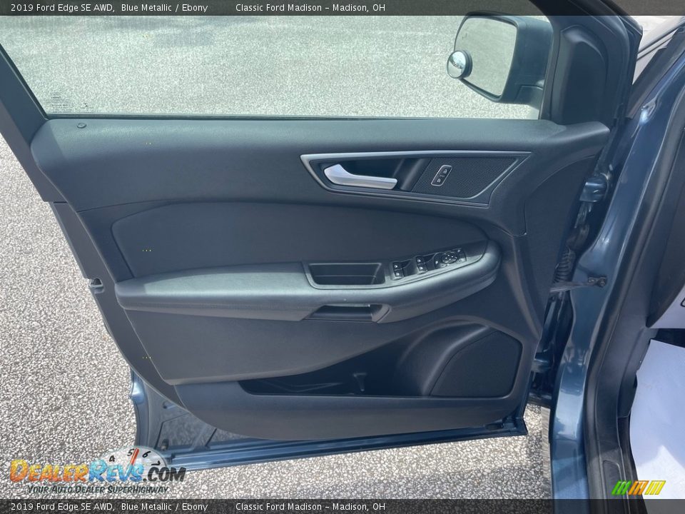 2019 Ford Edge SE AWD Blue Metallic / Ebony Photo #12