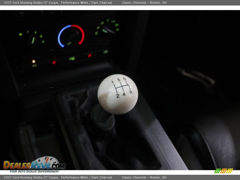 2007 Ford Mustang Shelby GT Coupe Shifter Photo #10